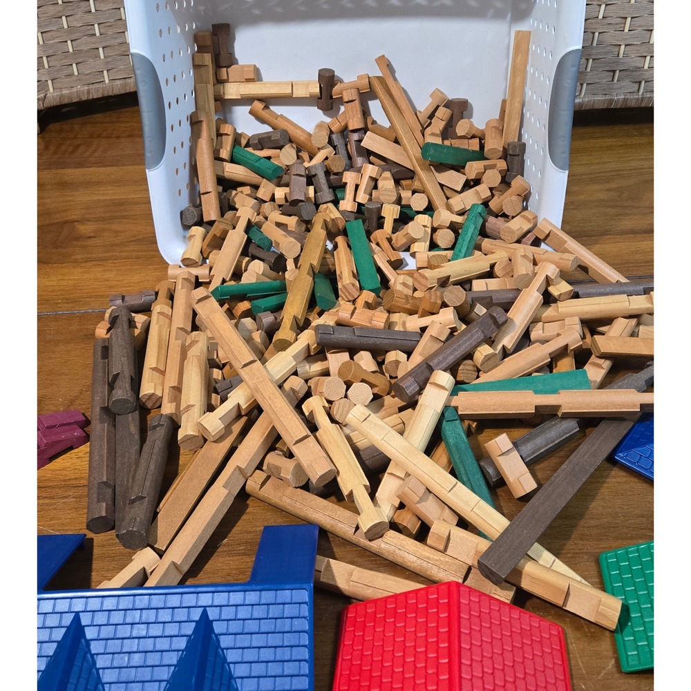 Lincoln Logs Wooden Building Set Bulk Lot 5.5lb Wood Pieces Roofs Figures Wagon - Picture 5 of 5